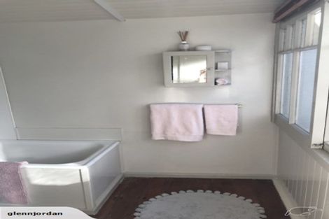 Photo of property in 36 Plynlimon Road, Fendalton, Christchurch, 8052