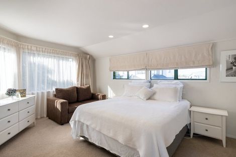 Photo of property in 80b Oceanbeach Road, Mount Maunganui, 3116