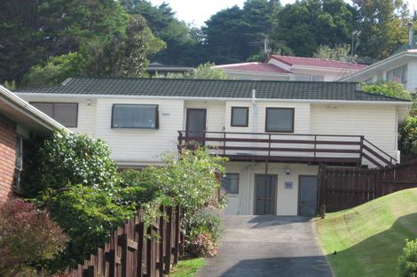 Photo of property in 102 Stapleford Crescent, Browns Bay, Auckland, 0630