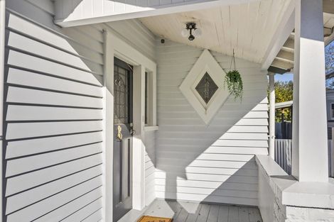 Photo of property in 22 Milverton Avenue, Hokowhitu, Palmerston North, 4410