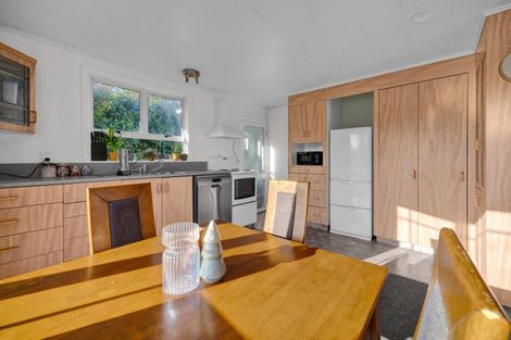 Photo of property in 13 Bridger Place, Eltham, 4322