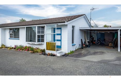 Photo of property in 2/90 Avenue Road, West End, Timaru, 7910