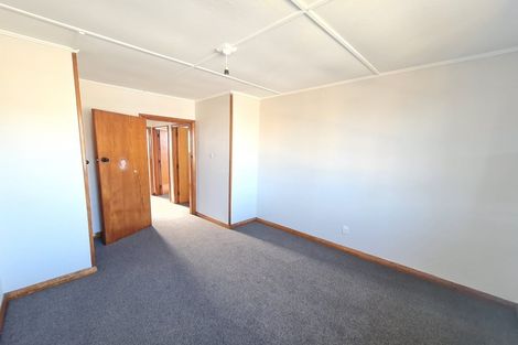 Photo of property in 27 Avro Crescent, Hornby, Christchurch, 8042