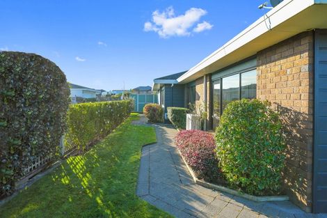 Photo of property in 2/77 Harvey Street, Waipahihi, Taupo, 3330