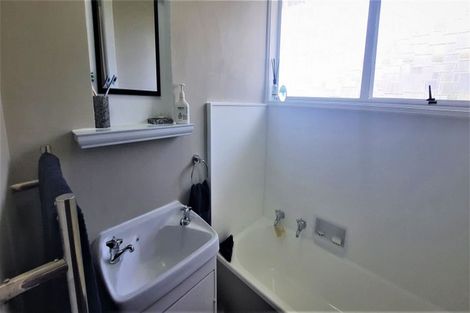 Photo of property in 10 Sturrocks Road, Redwood, Christchurch, 8051