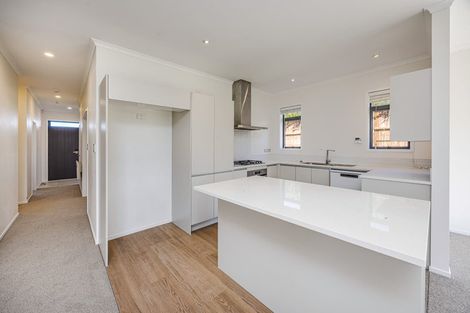 Photo of property in 6 Malbec Place, Huapai, Kumeu, 0810