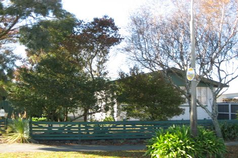 Photo of property in 123 Warren Crescent, Hillmorton, Christchurch, 8025