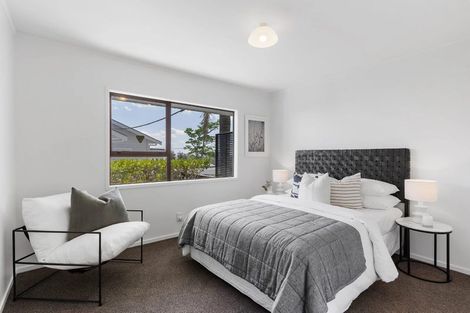 Photo of property in 2/15 Seaview Terrace, Mount Albert, Auckland, 1025