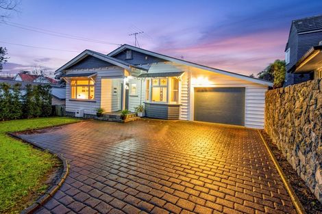Photo of property in 87 Sarsfield Street, Herne Bay, Auckland, 1011