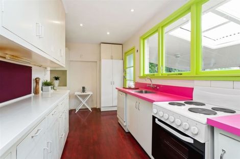 Photo of property in 11 Kingsgate Place, Burnside, Christchurch, 8053