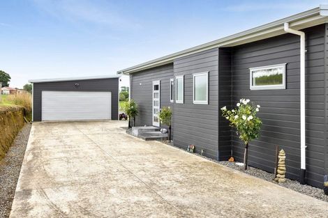Photo of property in 25c Mason Road, Hawera, 4674