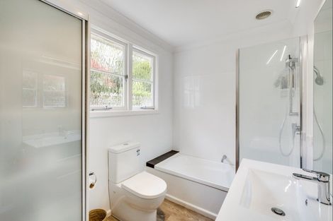 Photo of property in 18a Simla Avenue, Havelock North, 4130