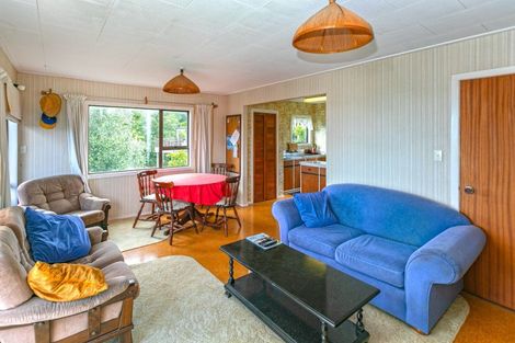 Photo of property in 131 Tuna Place, Onemana, Whangamata, 3691