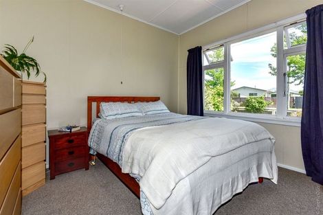 Photo of property in 42 Tyrone Street, Belfast, Christchurch, 8051