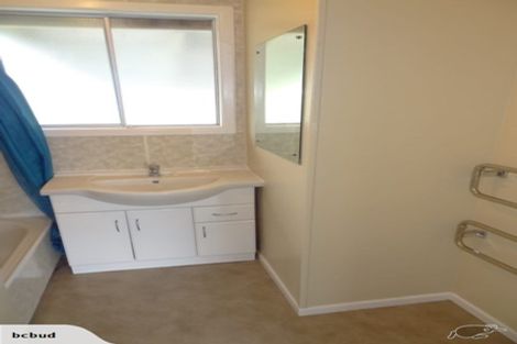 Photo of property in 3 Craig Place, Fairview Downs, Hamilton, 3214