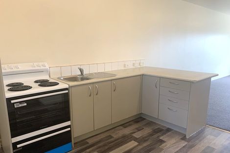 Photo of property in 15/242 Great North Road, Henderson, Auckland, 0612