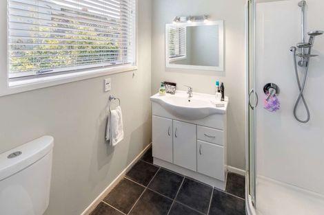 Photo of property in 2/6 Hood Place, Spotswood, New Plymouth, 4310