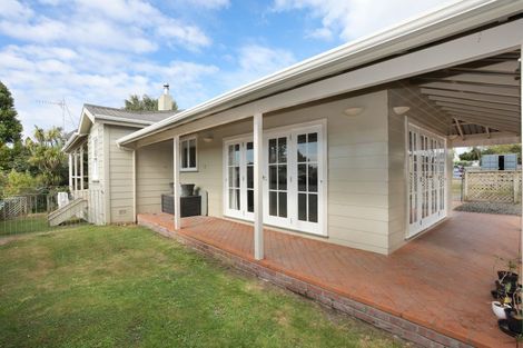 Photo of property in 6 Toia Street, Marton, 4710