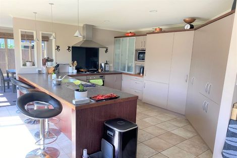 Photo of property in 6 Sovereign Place, Rototuna North, Hamilton, 3210