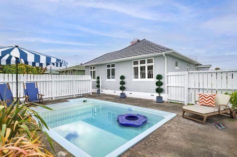 Photo of property in 382 High Street South, Carterton, 5713