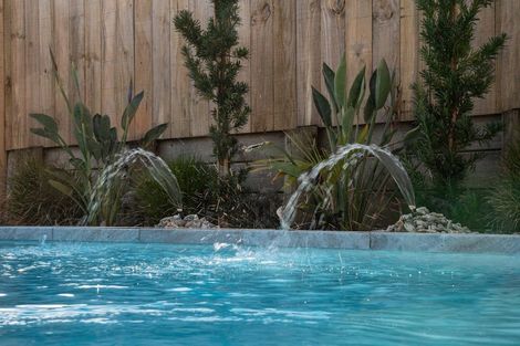 Photo of property in 10 Ellesmere Close, Pyes Pa, Tauranga, 3112