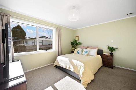 Photo of property in 19 Clematis Avenue, Pukete, Hamilton, 3200