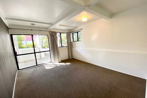 Photo of property in 5 Bannerman Road, Morningside, Auckland, 1022