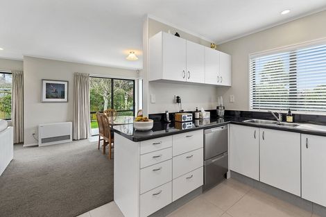 Photo of property in 6 Gee Street, Tawa, Wellington, 5028