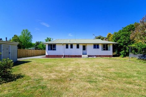 Photo of property in 8 Luke Place, Fairy Springs, Rotorua, 3015