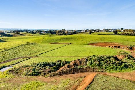 Photo of property in 74 Turuturu Road, Hawera, 4674