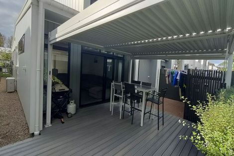 Photo of property in 4 Nohoanga Road, Karaka, Papakura, 2113