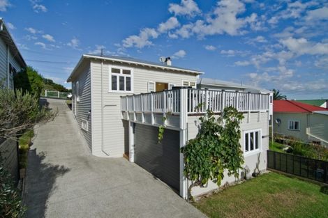 Photo of property in 54 Quadrant Road, Onehunga, Auckland, 1061