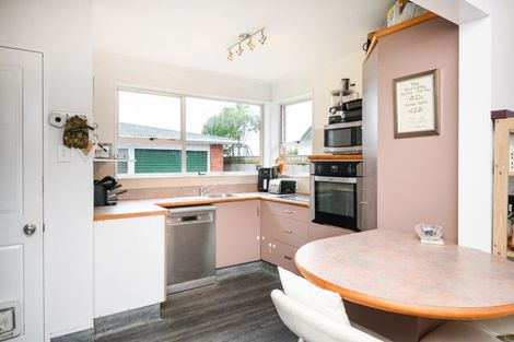 Photo of property in 109 Benmore Avenue, Cloverlea, Palmerston North, 4412