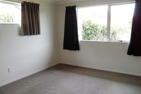 Photo of property in 27 Thames Street, Welbourn, New Plymouth, 4310