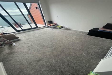 Photo of property in 20b Gilliam Street, New Lynn, Auckland, 0600