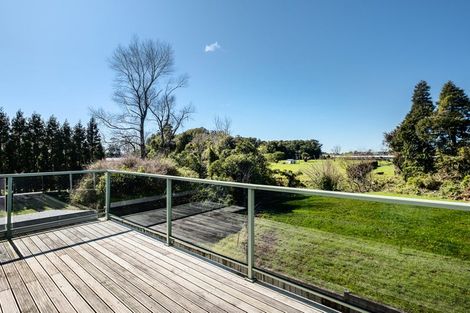Photo of property in 501 Richmond Road, Lepperton, New Plymouth, 4373