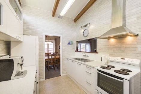 Photo of property in 41 Churchill Avenue, Hokowhitu, Palmerston North, 4410