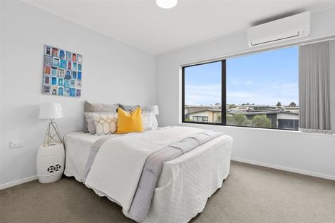 Photo of property in 91 Battalion Drive, Papakura, 2110