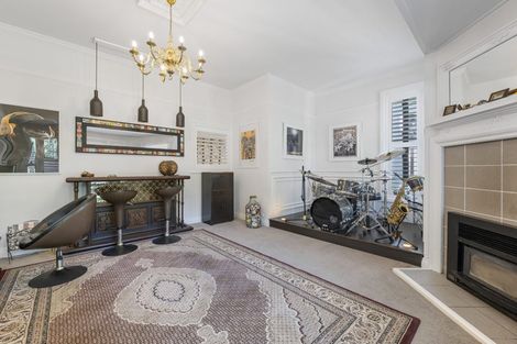 Photo of property in 221 Awai Road, Tarurutangi, New Plymouth, 4372