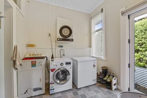 Photo of property in 241 High Street, Eltham, 4322