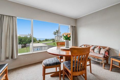 Photo of property in 1031 Whangaparaoa Road, Tindalls Beach, Whangaparaoa, 0930