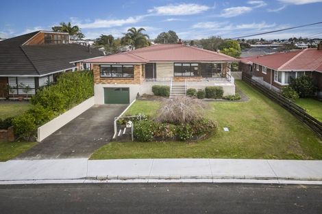 Photo of property in 10 Renwick Street, Papakura, 2110