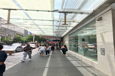 Photo of property in 290 Queen Street, Pukekohe, 2120