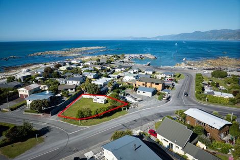 Photo of property in 142 South Bay Parade, South Bay, Kaikoura, 7300