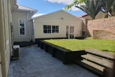 Photo of property in 5 Victor Street, Avondale, Auckland, 1026
