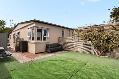 Photo of property in 2/15 Greerton Road, Gate Pa, Tauranga, 3112