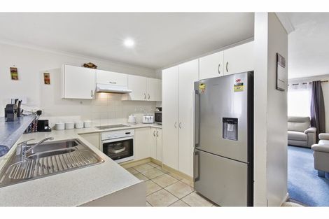 Photo of property in 44 Waimahia Avenue, Weymouth, Auckland, 2103