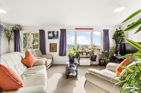 Photo of property in 9 Wairere Road, Torbay, Auckland, 0630