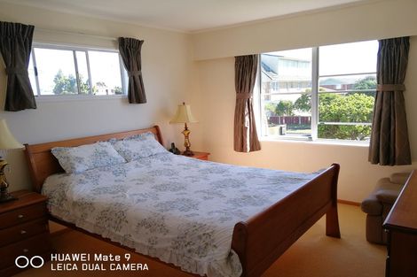 Photo of property in 3 Sorrel Crescent, Bucklands Beach, Auckland, 2012