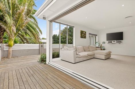 Photo of property in 17 Boucher Avenue, Te Puke, 3119